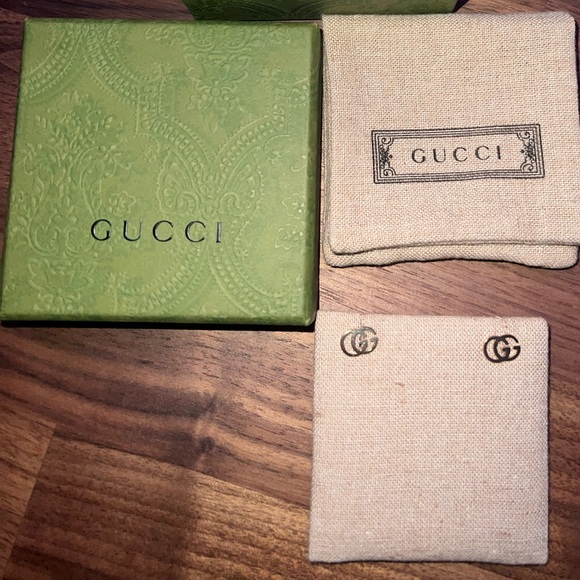 Gucci 18 Yellow Gold GG Logo Earrings - Picture 5 of 10